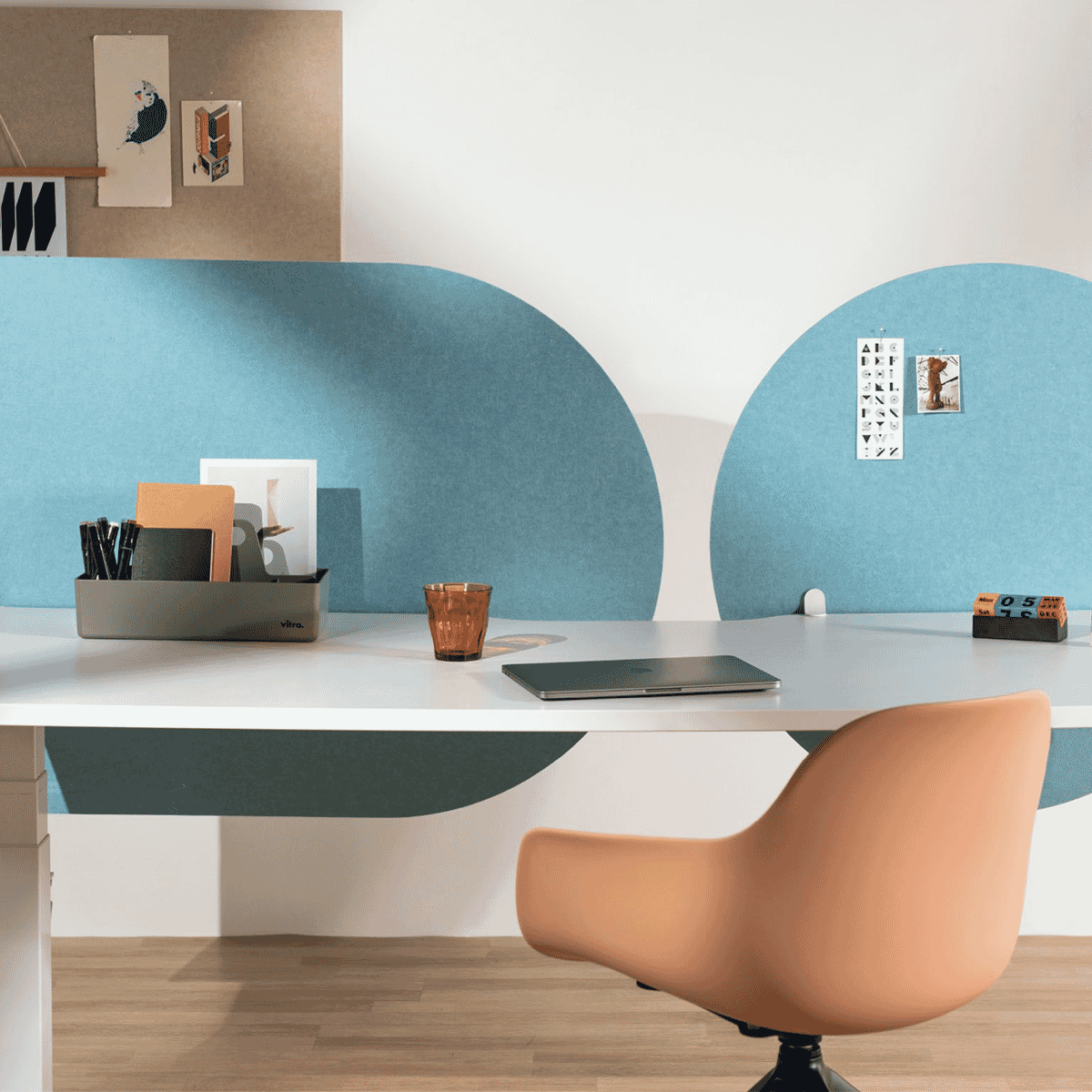 Autex-Vicinity-Workstation-screens