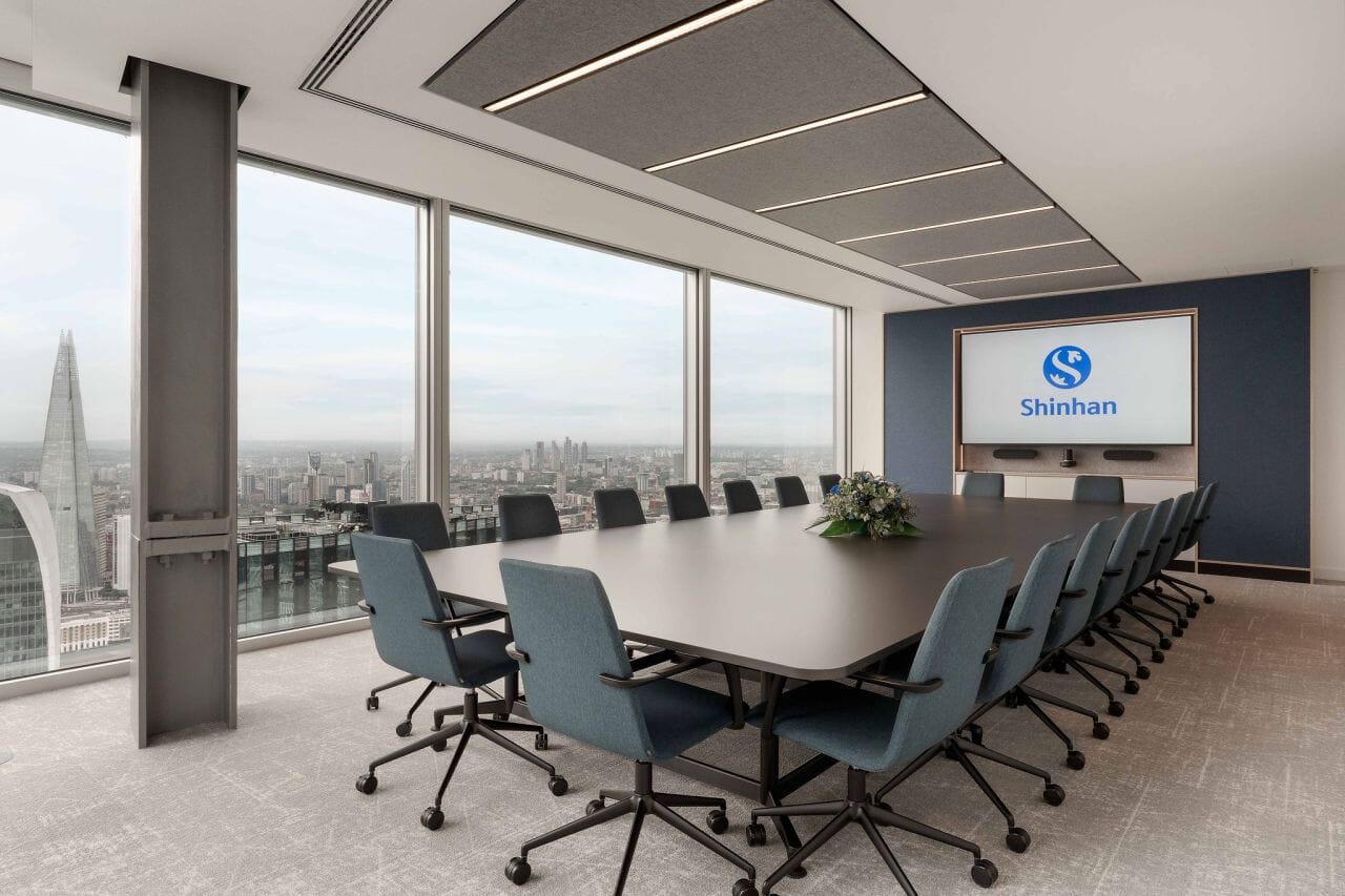 Shinhan Bank Office (3)
