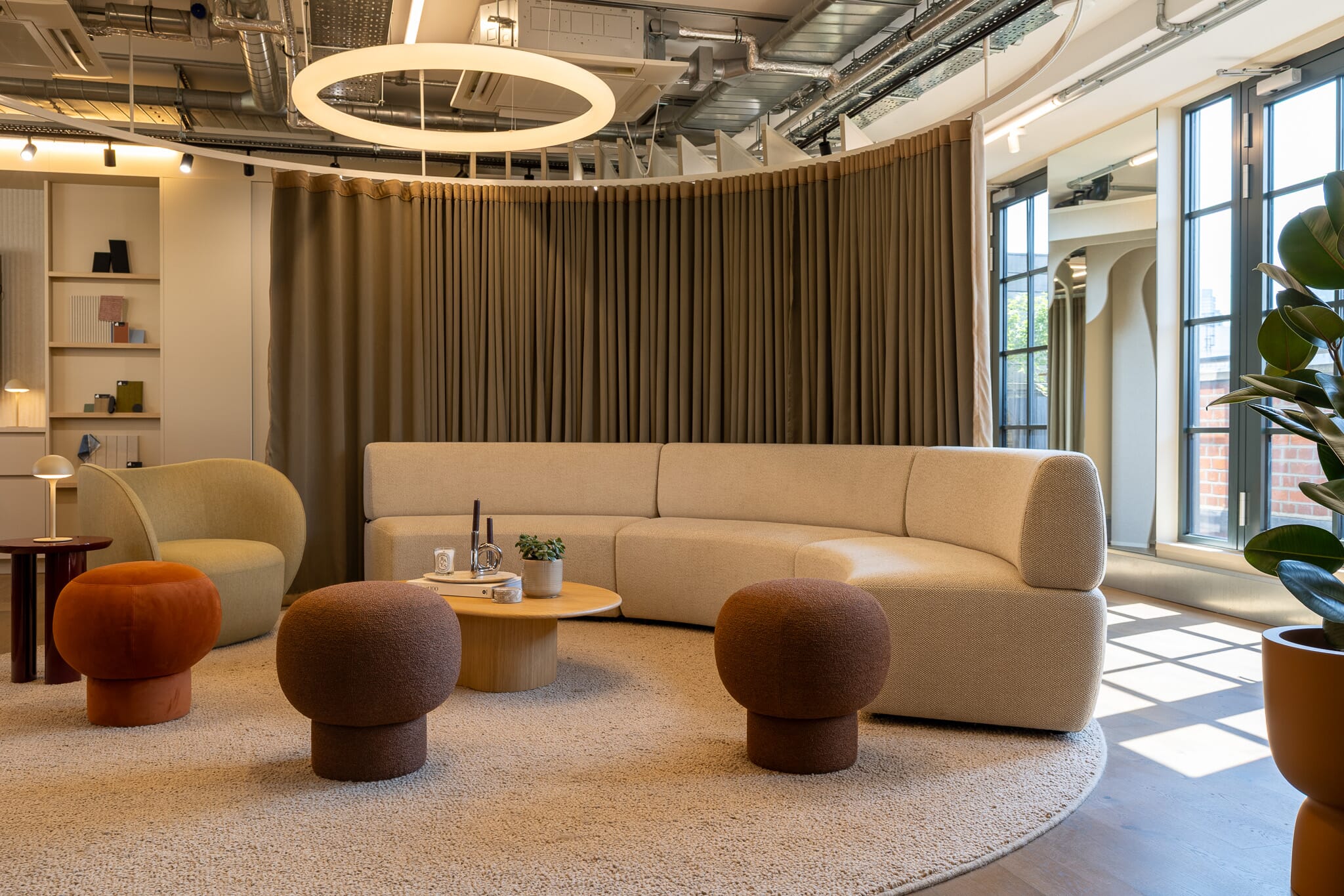 Autex Acoustics showroom with acoustic treatments installed throughout, optimising the space for collaboration, presentations and events.