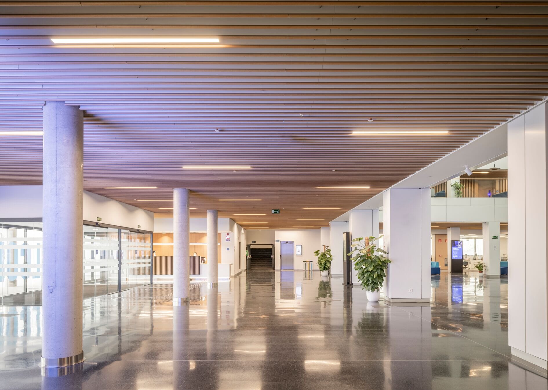 Hunter-Douglas-Metal-Ceilings-1