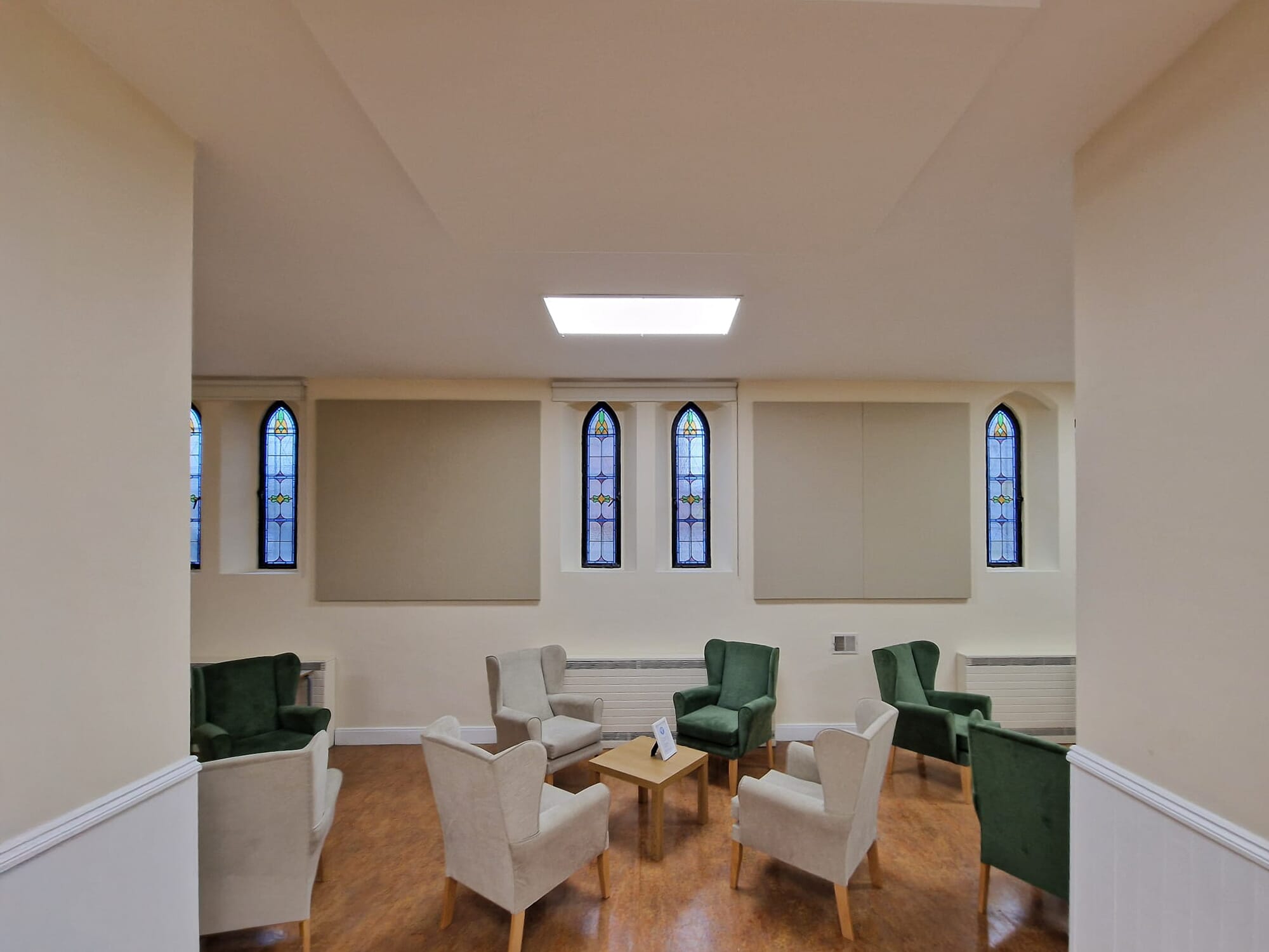 Acoustic treatment in churches
