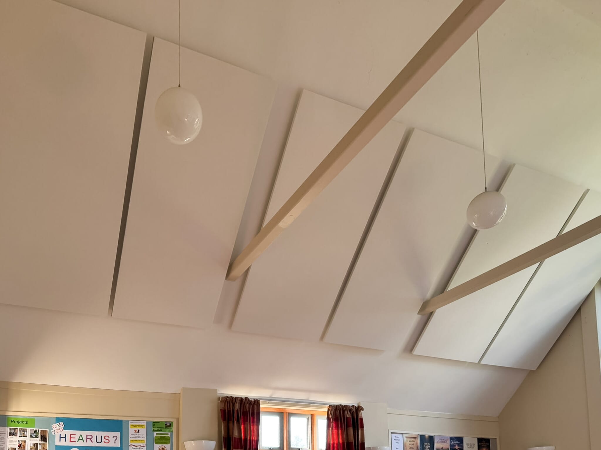 Ecophon Solo panels installed in a church to improve speech clarity