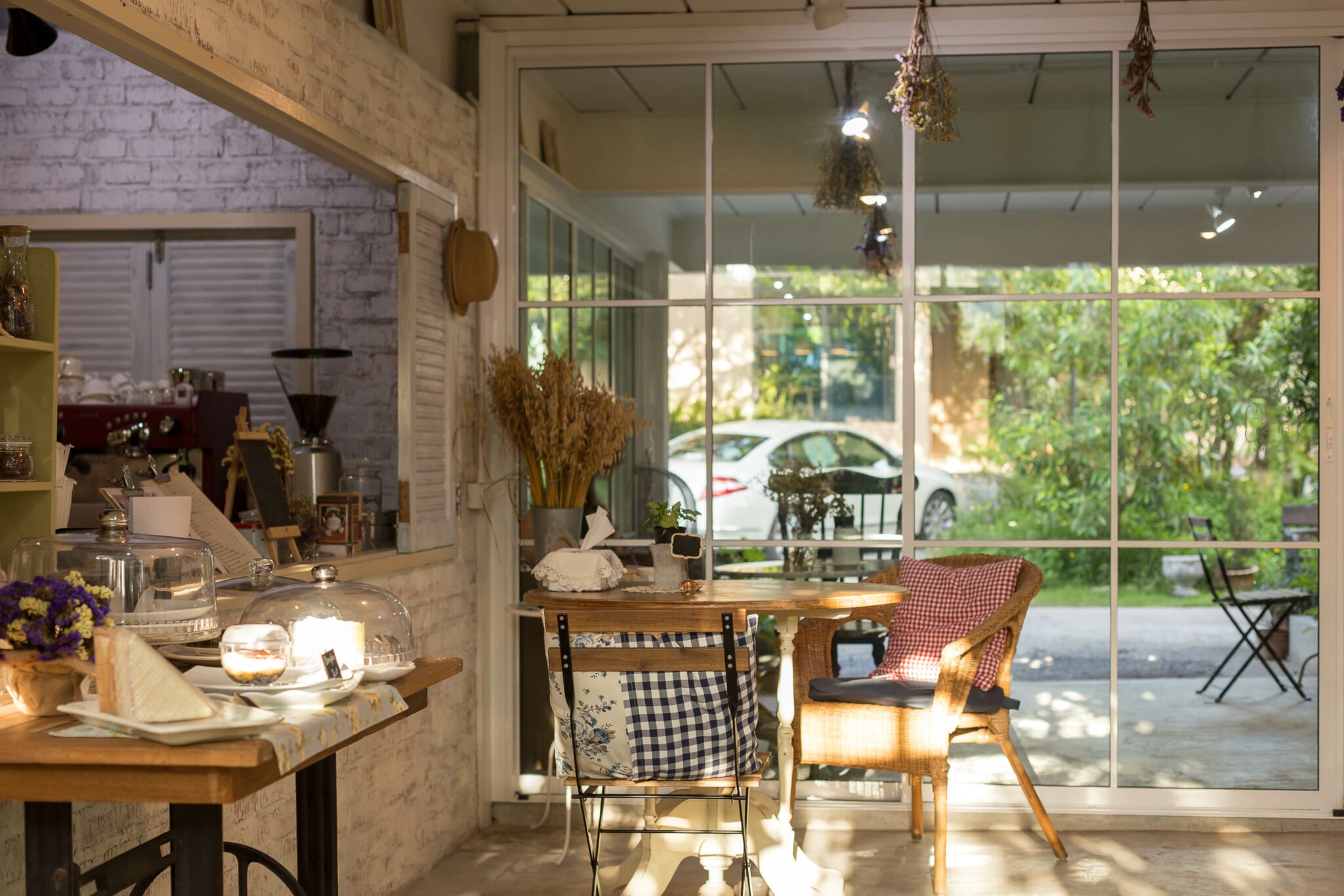 Focus on chair and cushion decoration and furniture in coffee shop